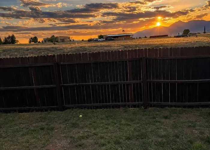 Vino & Vibes | 3br | Hot Tub + Views + Game Sonoita