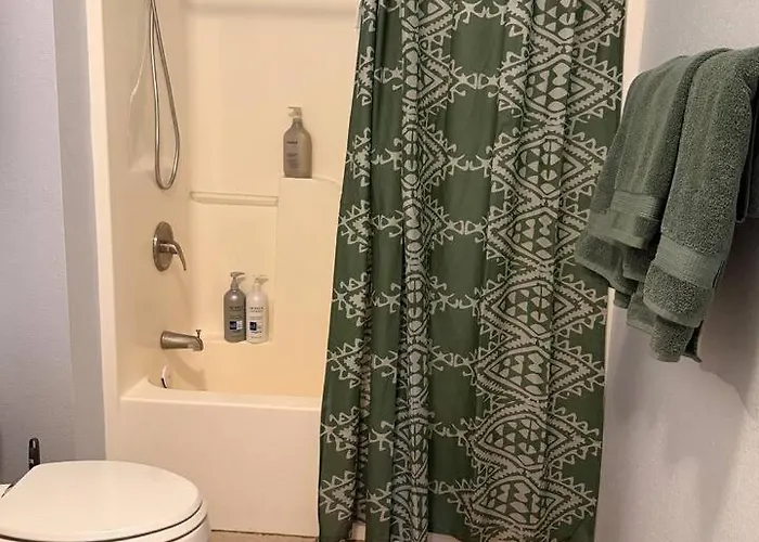 Vino & Vibes | 3br | Hot Tub + Views + Game Sonoita